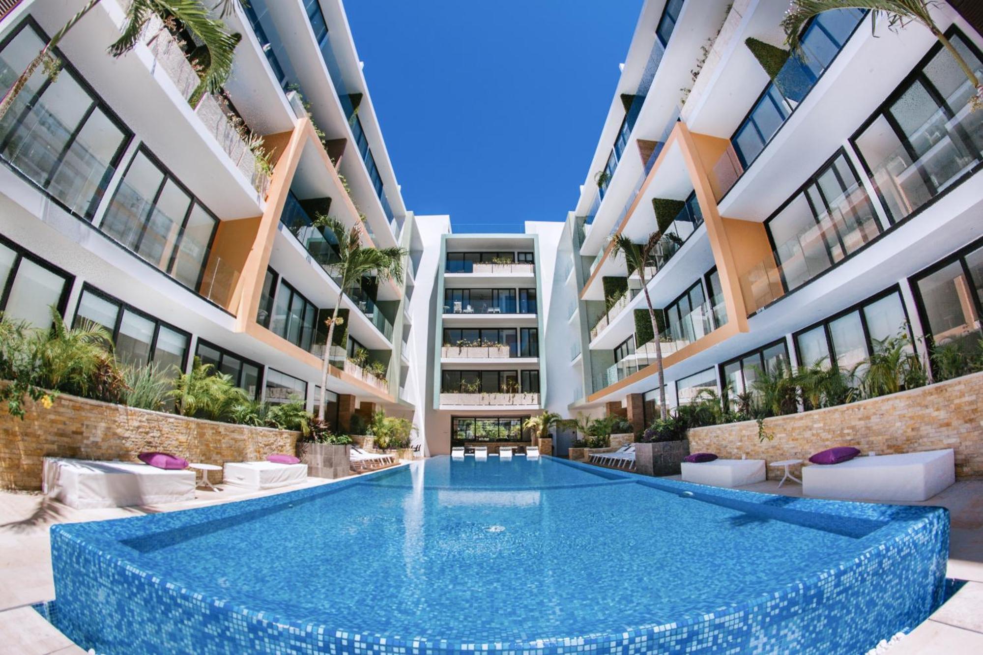 The By Menesse 2*