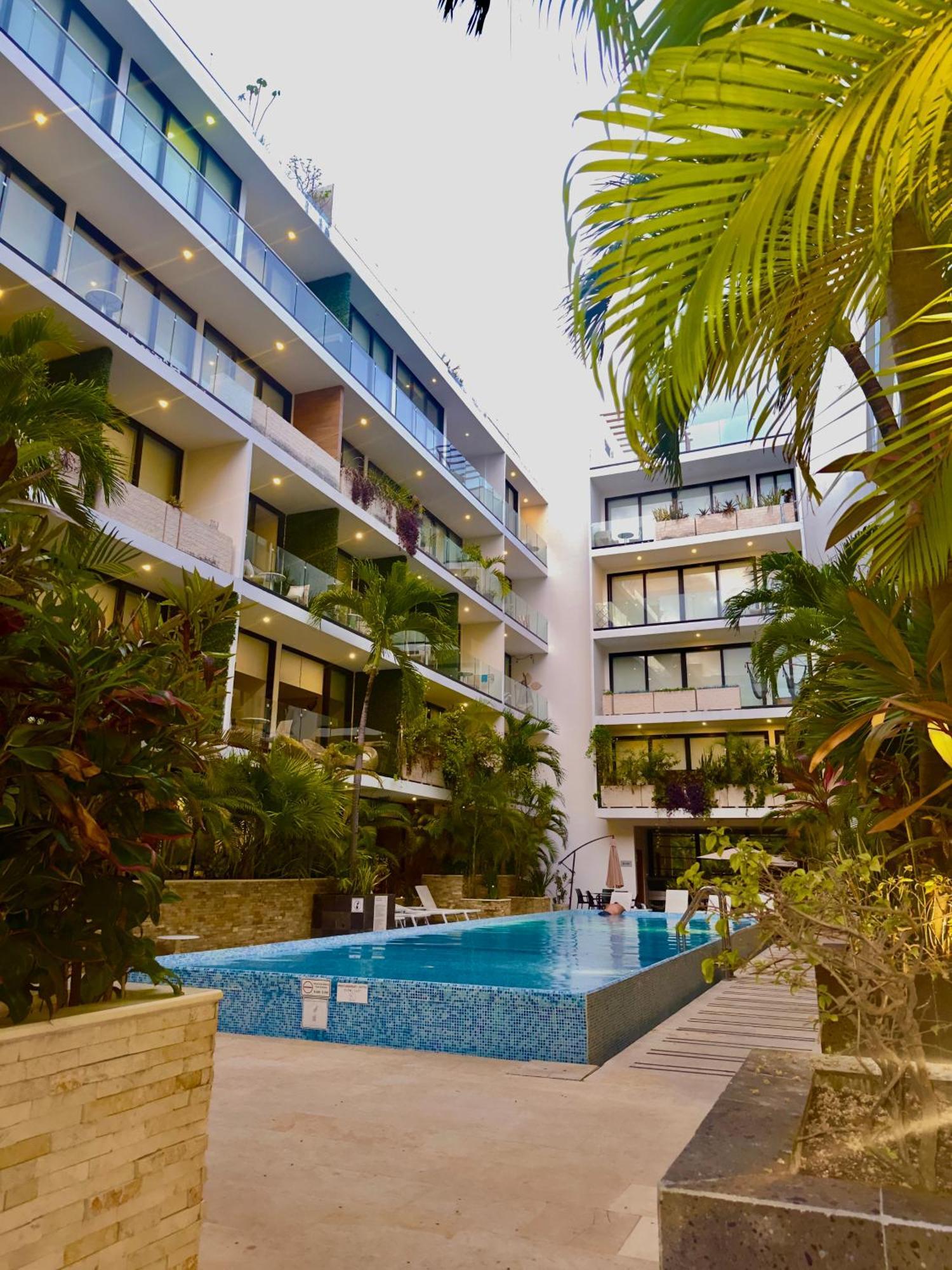 The By Menesse 2* Playa del Carmen